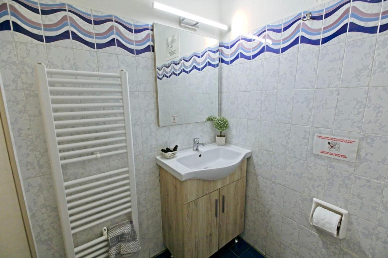 Selana Apartments Mytilíni المظهر الخارجي الصورة